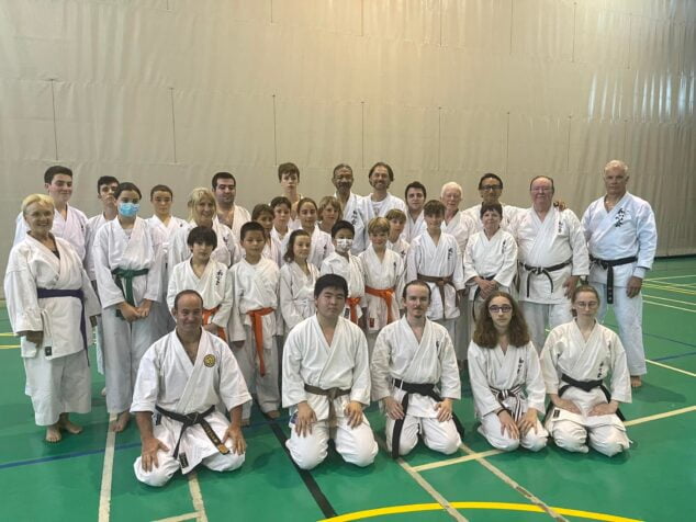Imagen: Miembros del Club de Karate Washinkai