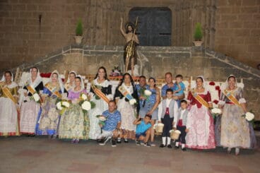 Ofrenda de flores a San Juan 2022 (100)