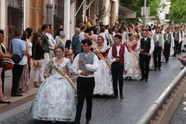Quintos de 2022 en el pasacalle del Pregón de Fogueres 2022