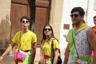 Quintos en el pasacalle informal Fogueres Sant Joan Xàbia 2022 (4)