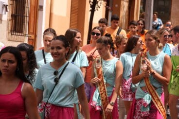 Quintos en el pasacalle informal Fogueres Sant Joan Xàbia 2022 (7)