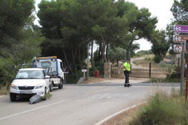 Retirada del vehículo en la carretera de Xàbia