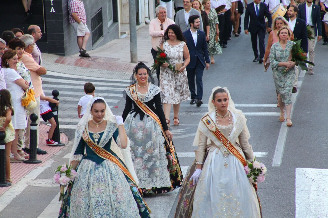 Segundo día de Ofrenda de flores Fogueres Xàbia 2022 (78)