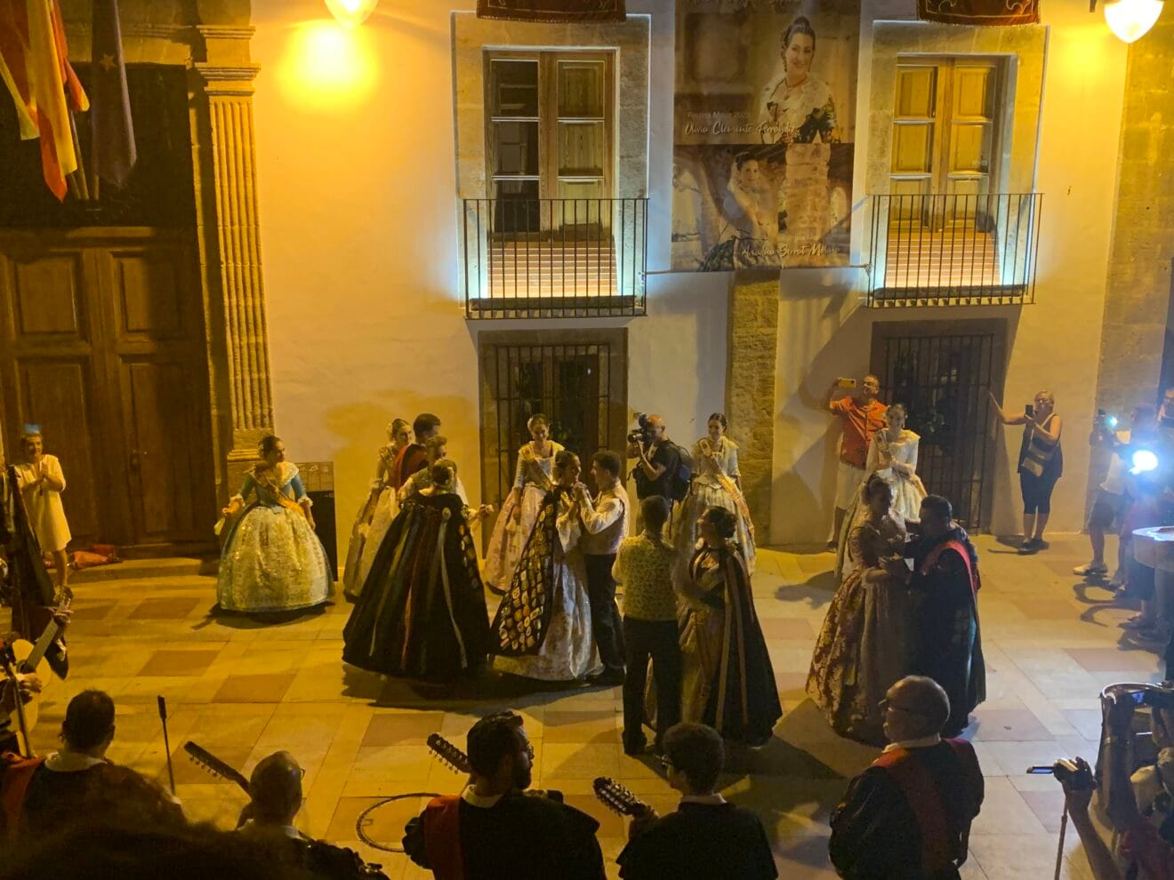 Serenata de la Tuna de Xàbia en Fogueres 2022