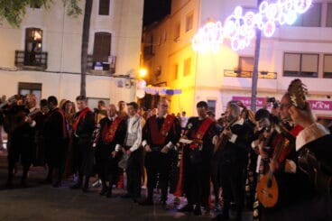 Serenata de la Tuna a Reinas, damas y presidentes (29)