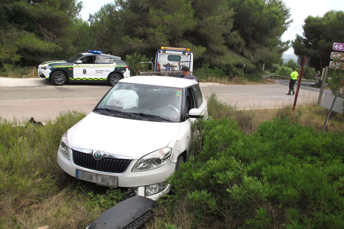 Vehículo descontrolado en Xàbia