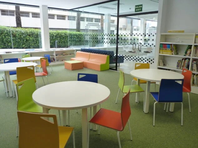 Imagen: Zona de lectura infantil y adolescente de la Biblioteca de Duanes. Foto AMX