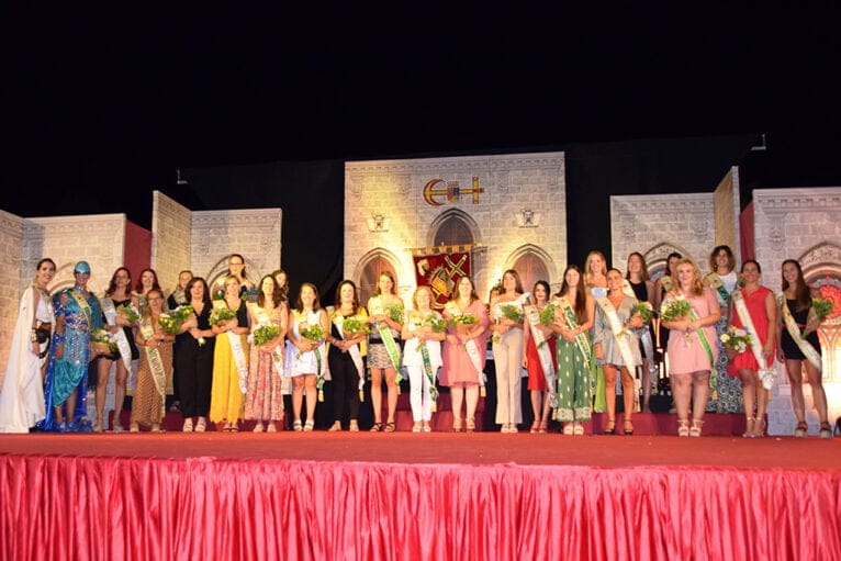 Abanderadas de la historia de las fiestas de Xàbia