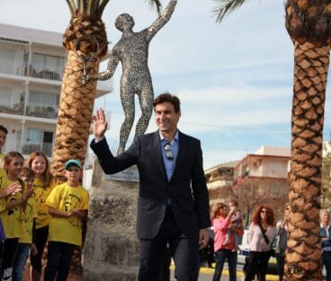 David Ferrer en la inauguración del monumento