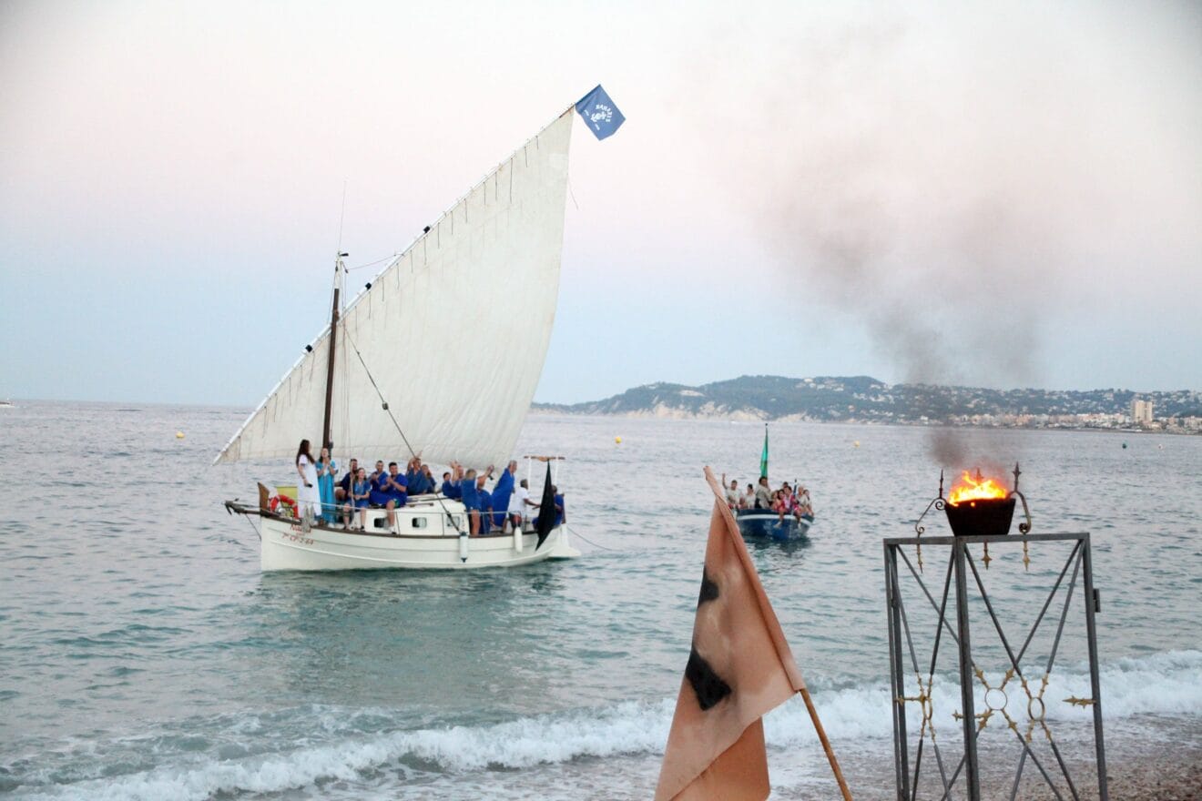 Desembarco del bando moro de la fiestas de Moros i Cristians Xàbia (33)