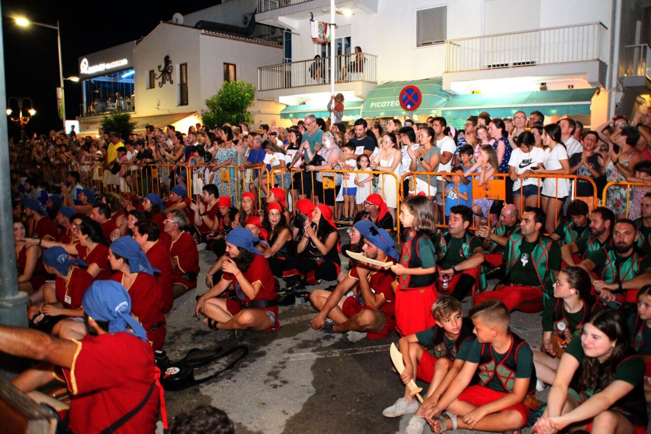 Embajada mora y rendición del castillo-Moros i Cristians Xàbia 2022 (19)