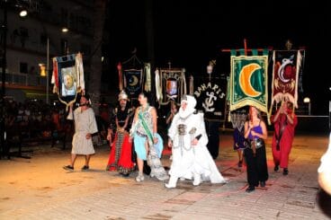 Embajada mora y rendición del castillo-Moros i Cristians Xàbia 2022 (40)