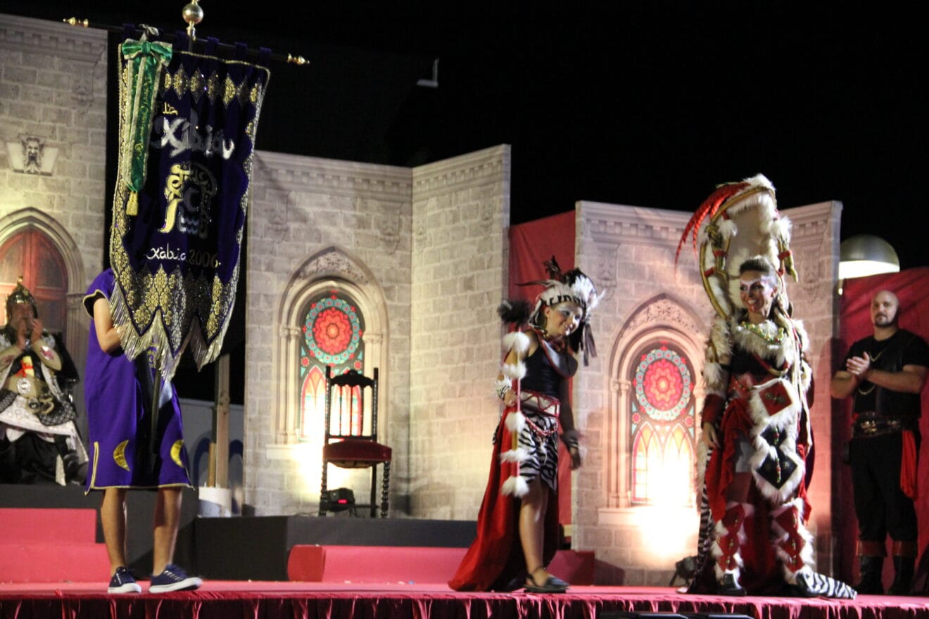 Presentación de trajes. Filà Xibia