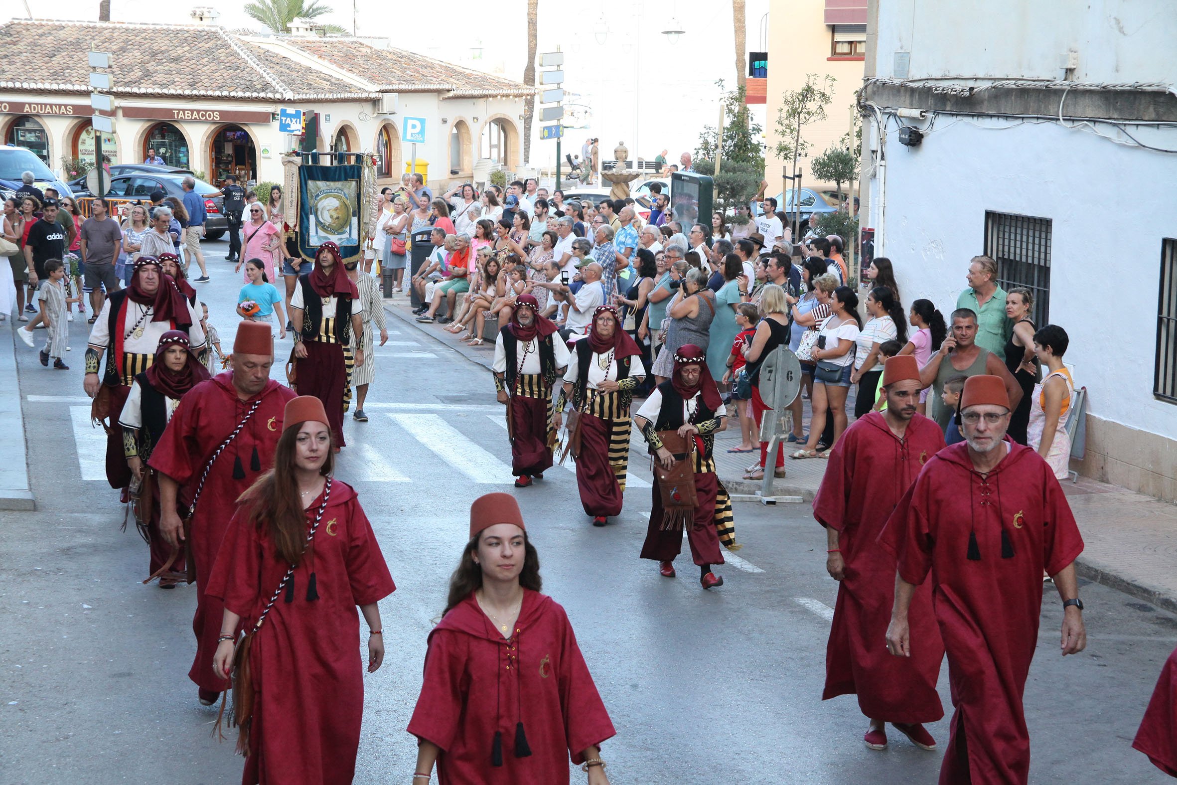 Ofrenda a Sant Jaume-Moros i Cristians Xàbia 2022 (5)