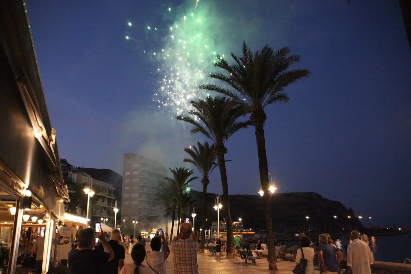 Ofrenda a Sant Jaume-Moros i Cristians Xàbia 2022 (51)