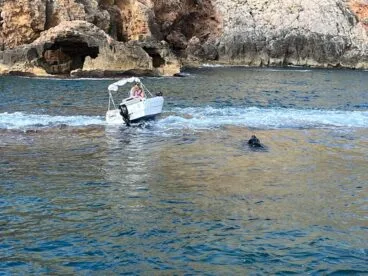 Rescate de dos personas frente a la Cova Tallada