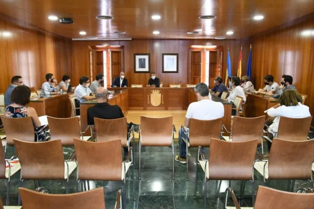 Imagen: Reunión de los empresarios con el alcalde (archivo)
