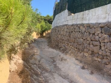 Camino de acceso a pie al mirador