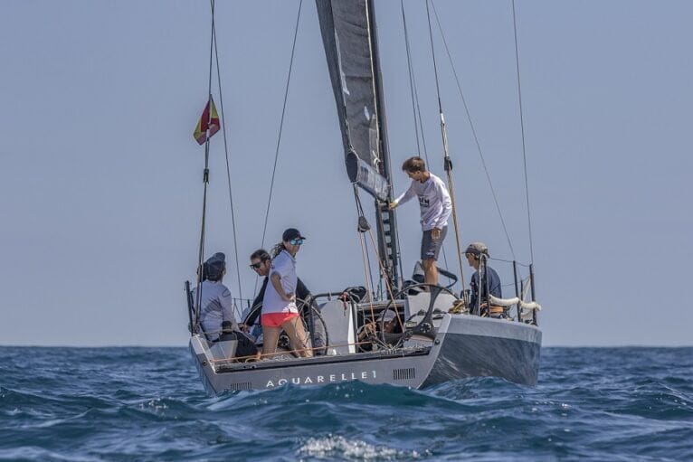 Embarcación Aquarelle durante la regata