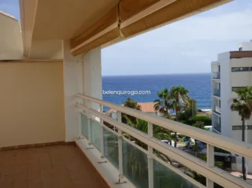 Disfruta de preciosas vistas al mar desde la terraza