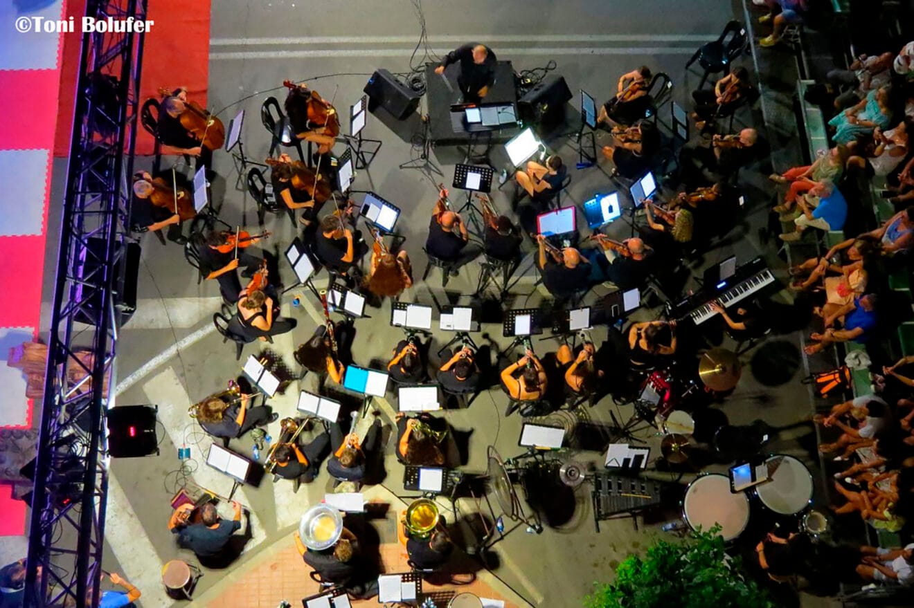 Gran orquesta en el Ajedrez Viviente de Xàbia 2022 - Toni Bolufer