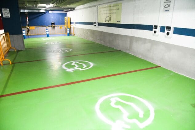 Imagen: Zona de carga para vehículos eléctricos