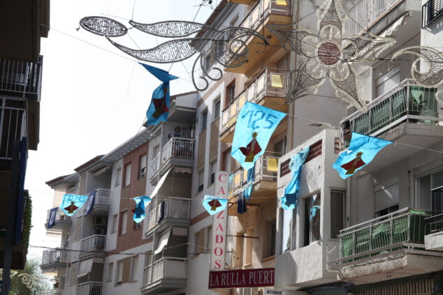 Imagen: Banderolas que adornan Cristo del Mar