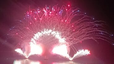 Castillo piroacuático de las fiestas de loreto 2022
