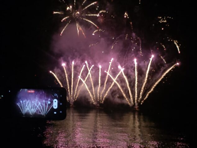 Imagen: Uno de los momentos del castillo piroacuático de las fiestas de loreto 2022