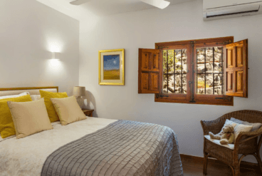 Dormitorio doble con aire acondicionado