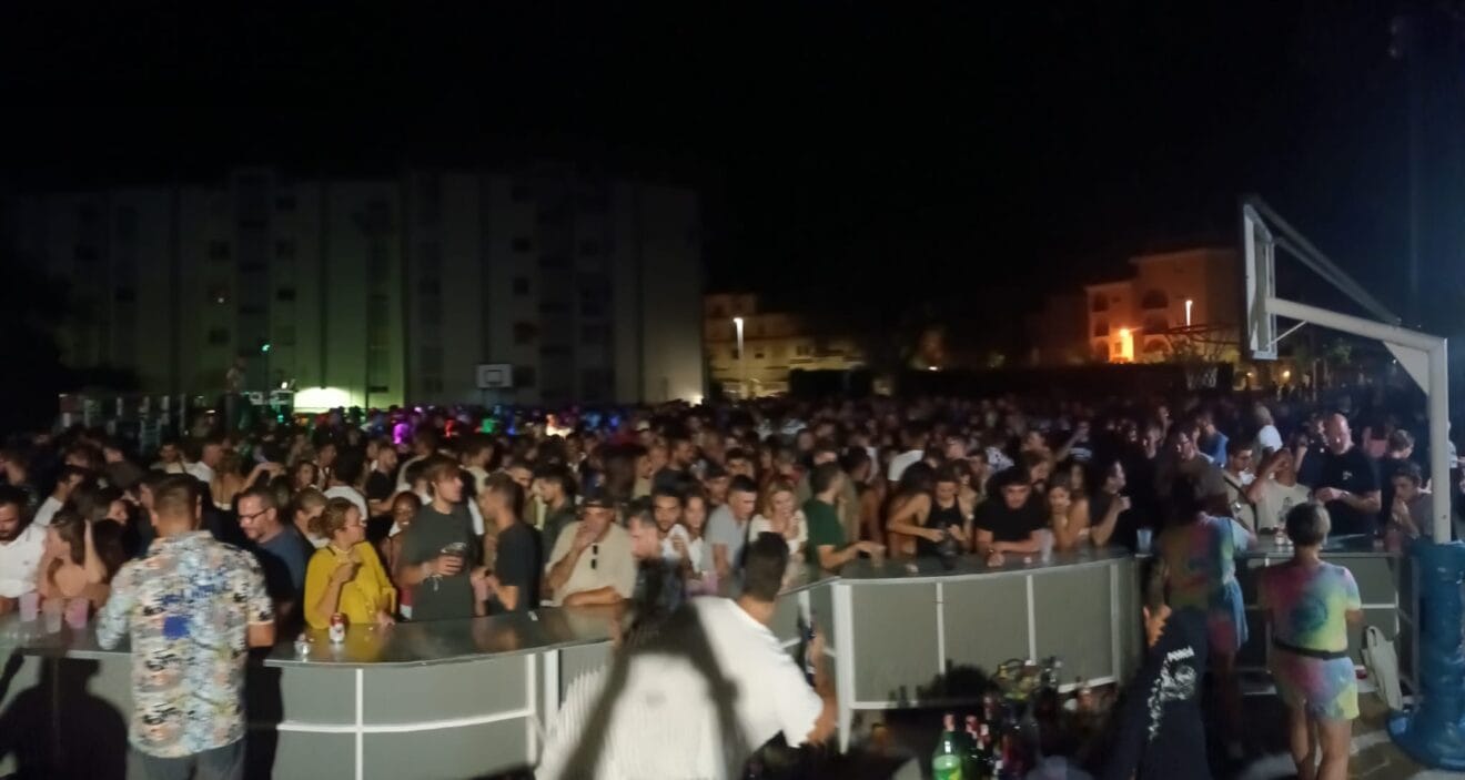Gran ambiente en la discomóvil
