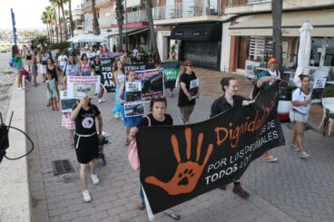 Manifestación antitaurina en Xàbia (13)