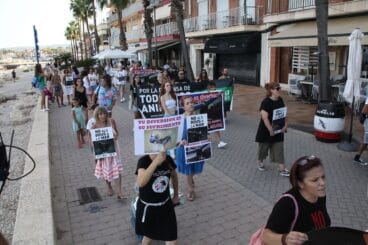 Manifestación antitaurina en Xàbia (14)