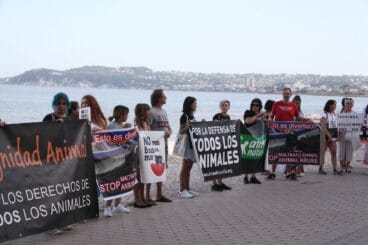 Manifestación antitaurina en Xàbia (7)