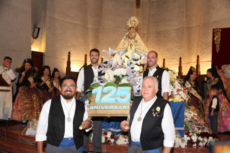 Ofrenda de flores a la Virgen de Loreto 2022 (143)