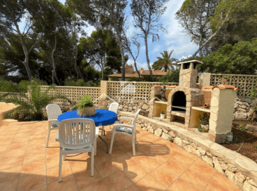 Zona de barbacoa de la villa