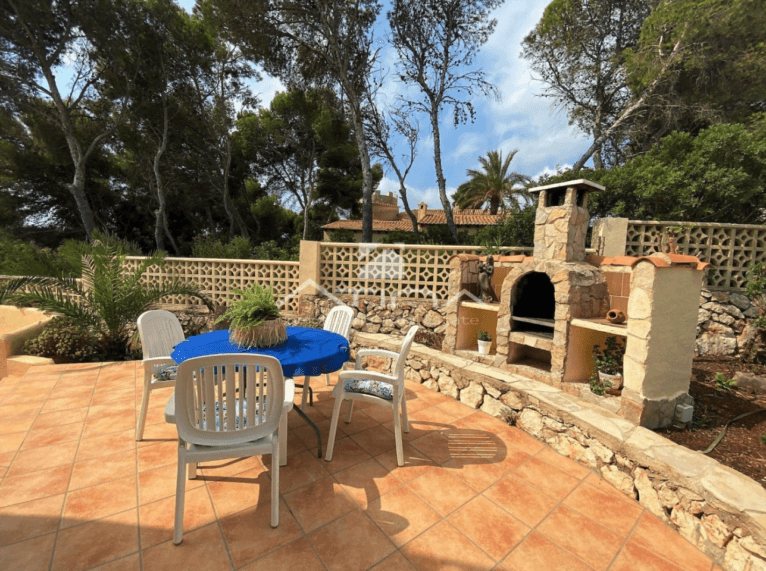 Zona de barbacoa de la villa