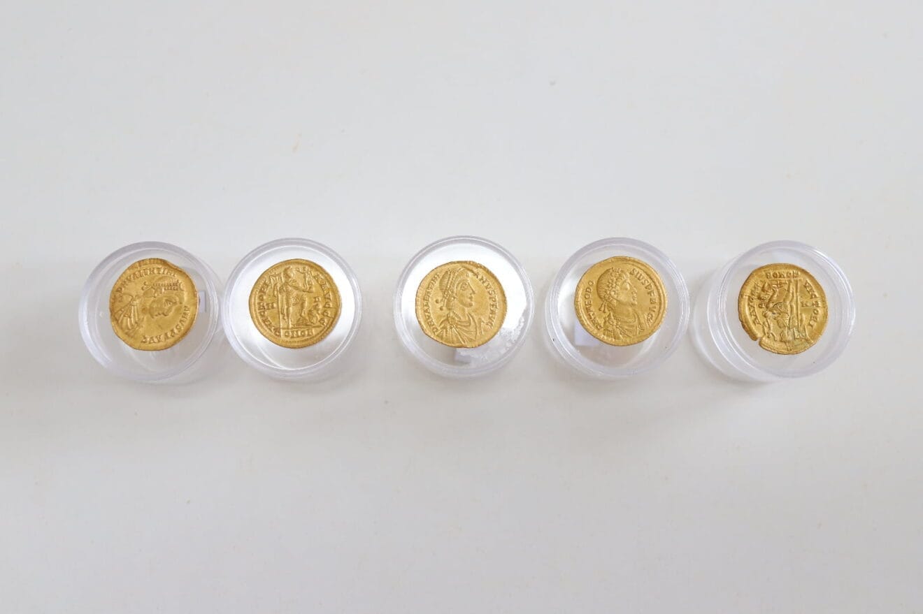 Las monedas una vez finalizado el proceso de restauración