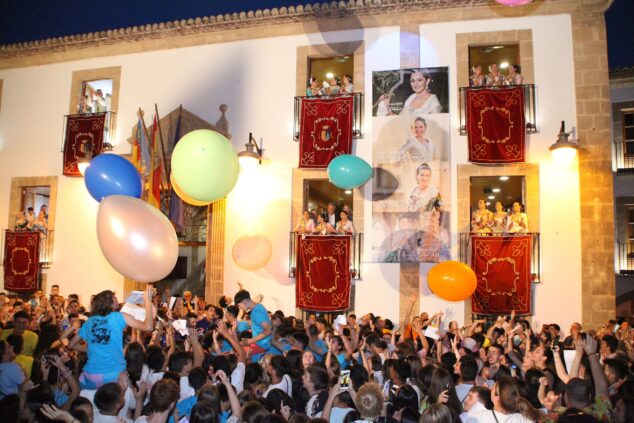 Imagen: Peñas en el pregón de fiestas 2022
