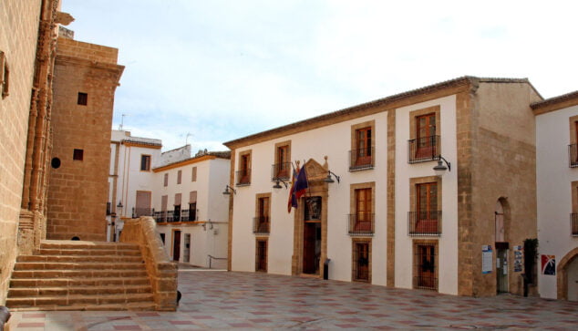 Imagen: Plaza del Ayuntamiento de Xàbia