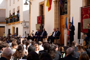 El alcalde de Xàbia, José Chulvi, en los Premios Vila de Xàbia en el 9 d’Octubre