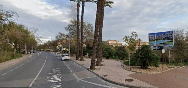Imagen: Tramo del vial en el que irá ubicado el nuevo hotel de lujo de Xàbia