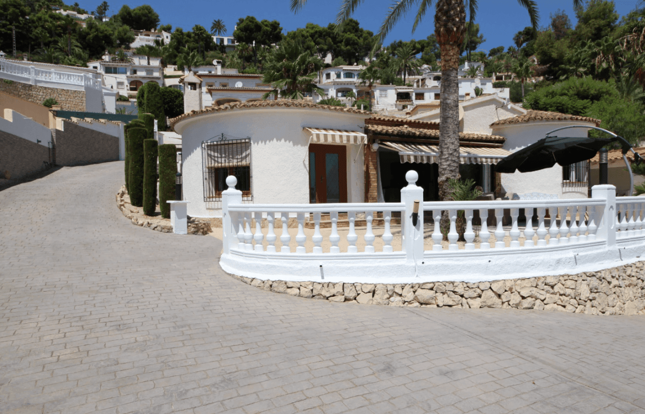 Villa junto al mar en Moraira