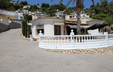 Villa junto al mar en Moraira