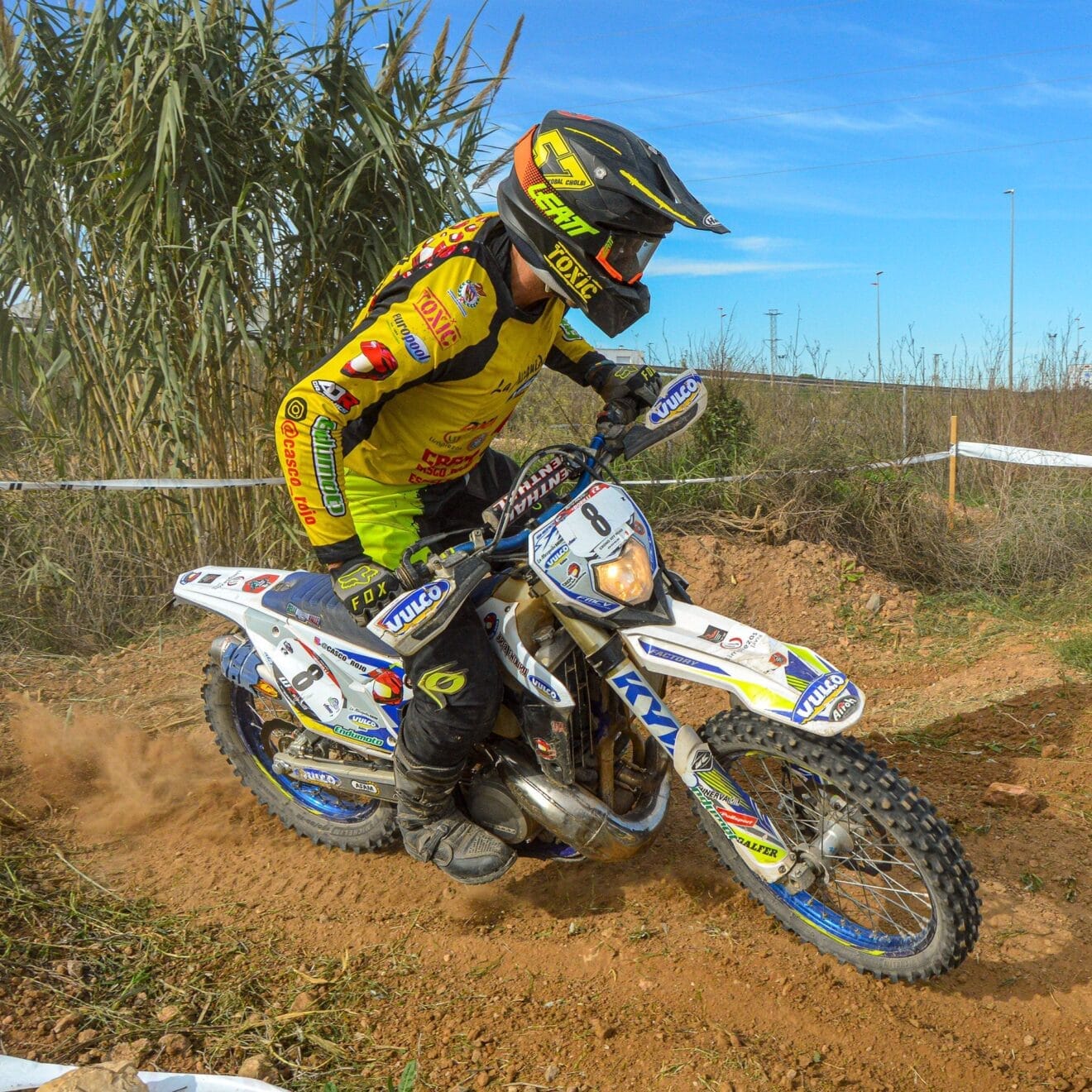 Cristóbal Cholbi en su moto