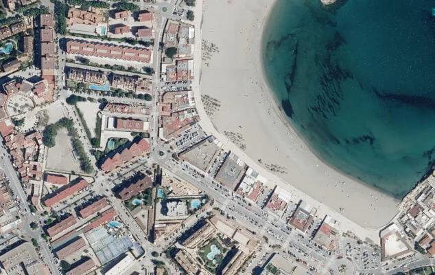 Imagen: Imagen aérea en la que se aprecia las 10 superficies donde se hubiesen construido las torres