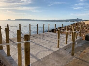 Nuevo mirador en la Cala del Tangó