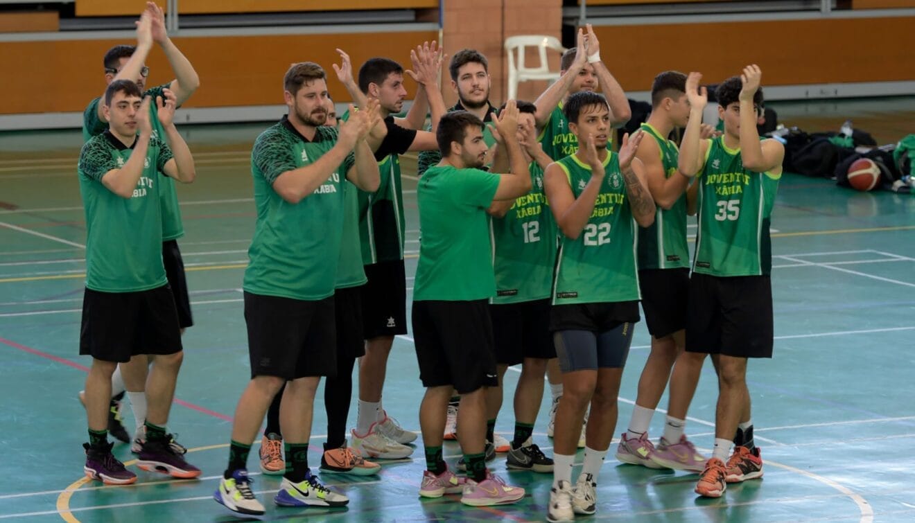 Agradecimiento de los jugadores del Joventut a su público