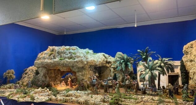 Imagen: Belén instalado en el Mercat Municipal