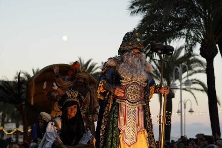Parade der Heiligen Drei Könige im Hafen von Xàbia 2023 43